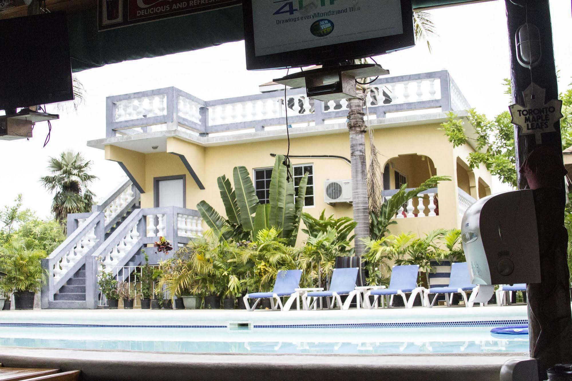 Seastar Inn ネグリル エクステリア 写真